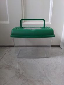 Small transportable fish tank