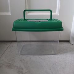 Small transportable fish tank