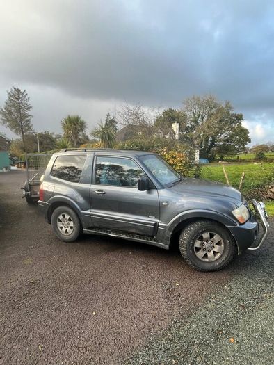 07 Mitsubishi Shogun jeep 3.2