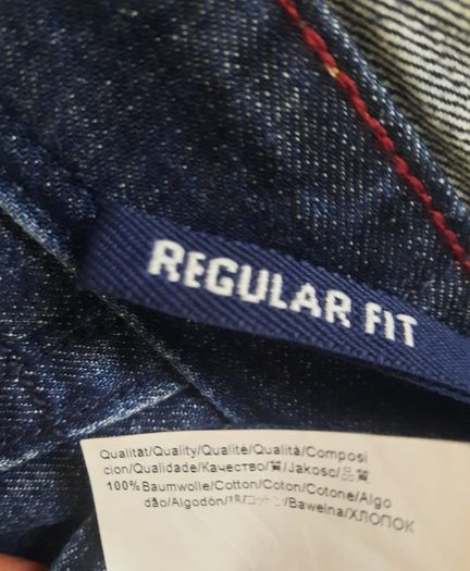 Boss jeans 33 waist and 28 leg in very good condition with no issues FREE STANDARD POSTAGE INCLUDED