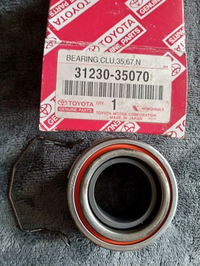 Genuine Toyota Chaser,mark 2, 31230-35070 (bearing Assy, Clutch Release)