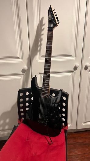 ESP LTD KH-202 Kirk Hammett Signature - Black