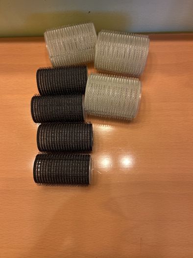 7 x Velcro hair rollers