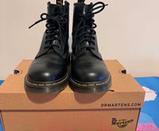 UK 7 Mens Dr Martens Boots