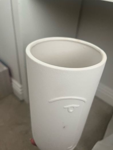 Flower vase