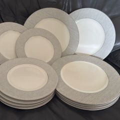 House of Alexander dinner set .