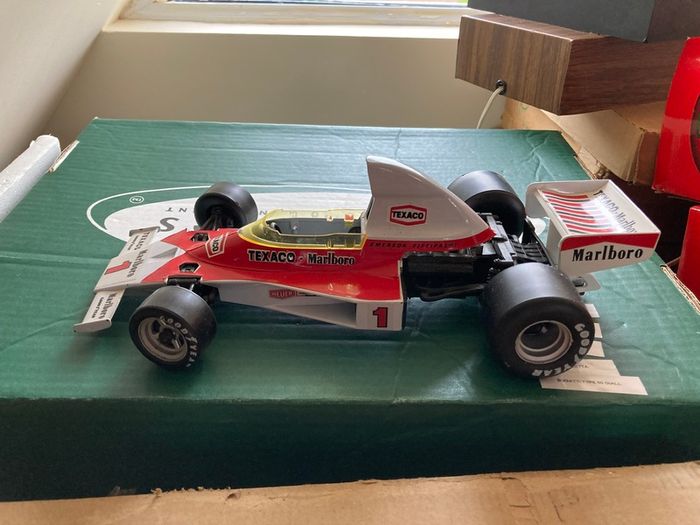 McLaren M23 Formula one Scale 1/16 by Polistil