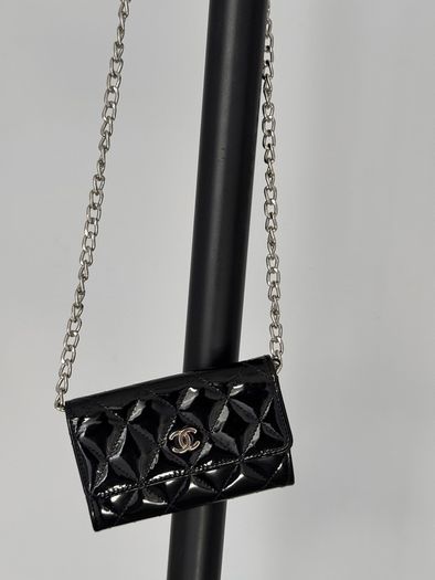 Chanel wallet /wallet on chain