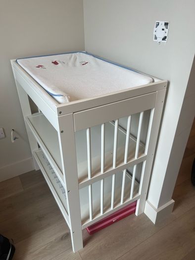 IKEA changing unit