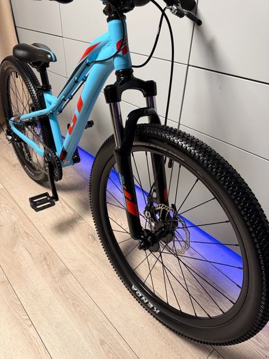 GT Stomper PRO Disc Junior Bike 24 inch (Like New)