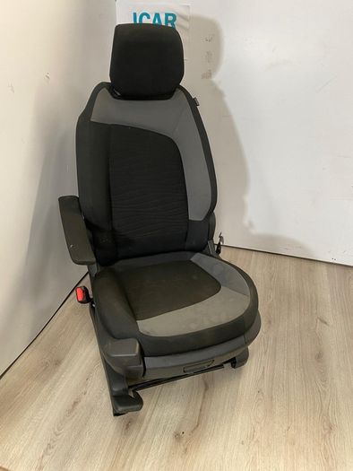 2015 Citroen Picasso seats set
