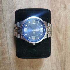 man's watch
