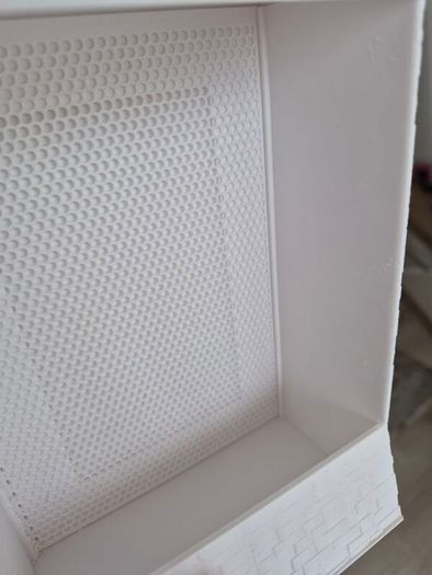 Reptile bug feeder box