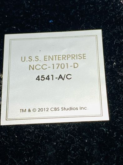 Star Trek USS Enterprise NCC - 1701 D