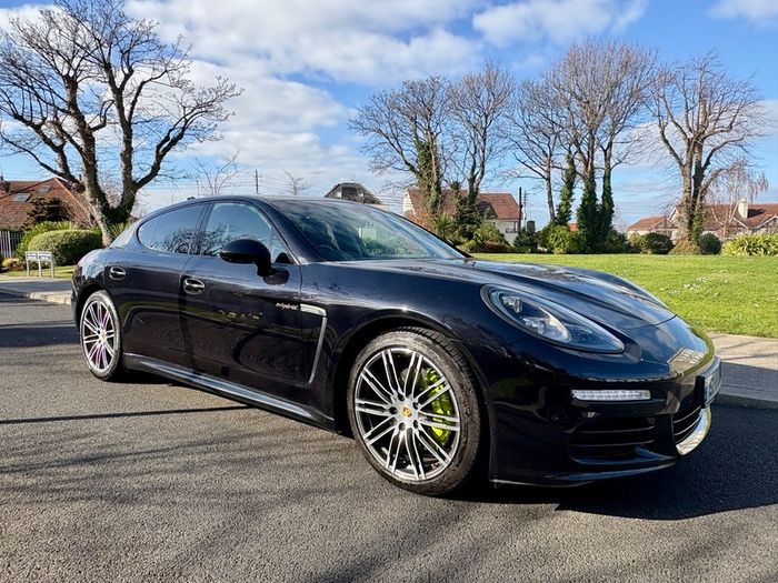 Porsche Panamera Plug-in E-Hybrid