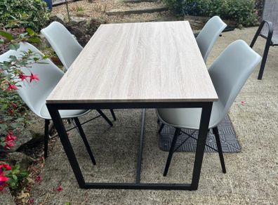 New Dinning table & 4 Chairs