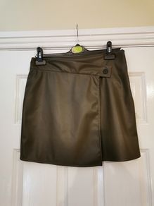 Amazing Leather Look Skirt size 12 + matching belt available