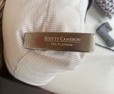 Scotty Cameron Pro Platinum Newport Mid Slant putter 34 inch.
