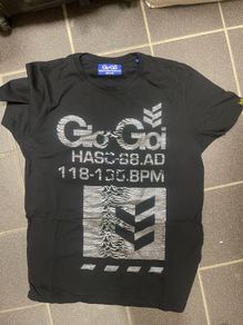 man tee