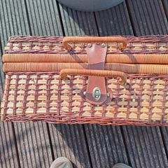Wicker Vintage Picnic Basket plus Set 4 Mugs,Plates and Cutlery.