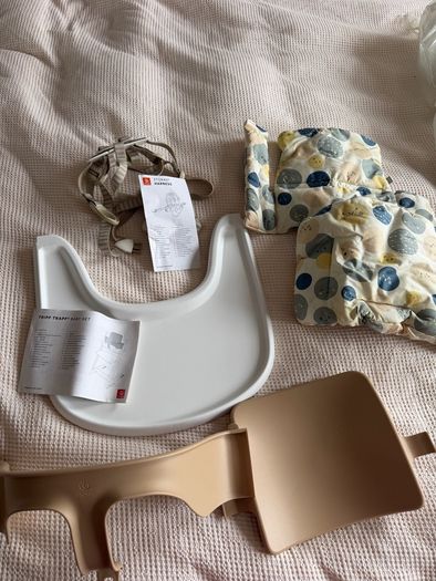 Stokke babyset, harness and cushion