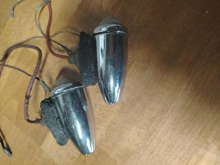 vintage car lamps