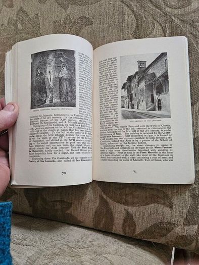 Assisi And Enviorons. 59 Illustrations.  Paperback In Good Condition.  See Photos For Same.