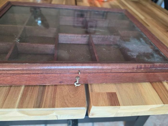 Display Cabinet