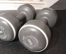 Pair of 5kg Body Sculpture Dumb Bells / Dumbbells