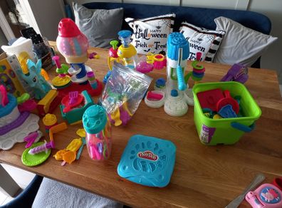 Playdough Sets Huge Amount @