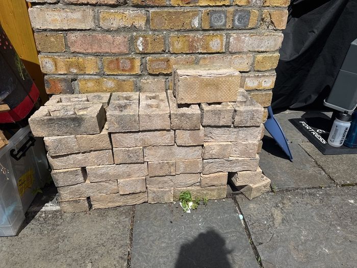 Bricks - free