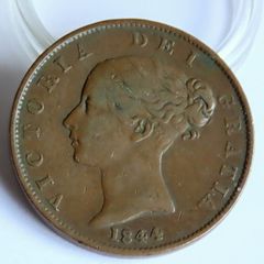 1844 Halfpenny Victoria scarcer year Copper