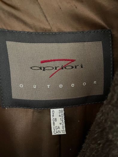 Apriori Long Virgin And Mohair Wool Coat- Luxury brand..  Elegant & Classic. Size Gb 12 / Medium.  Excellent Condition. Stunning.
