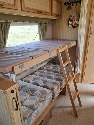 elddie caravan 4-5 berth