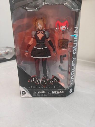 Batman Arkham knight collectibles
