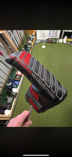 Scotty Cameron Newport 2 black