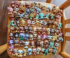 Littlest Pet Shop figures cats dogs