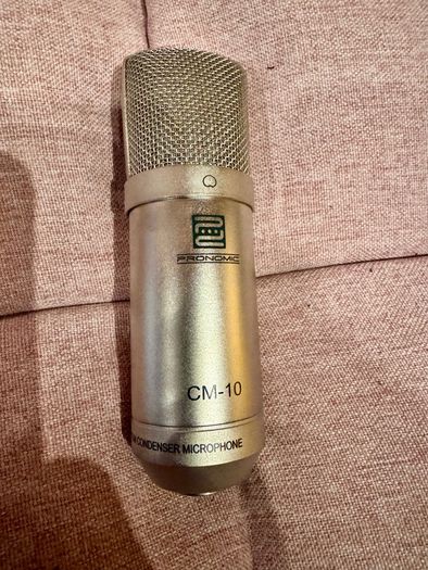 Studio Microphone boom stands (3), 1 diffuser large plus shock mount & 1 condenser mic
