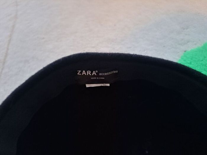 Girls Zara black ears hat and green bucket hat 5-8 bundle