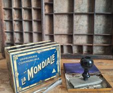 Complete Antique French La Mondiale Printing Kit