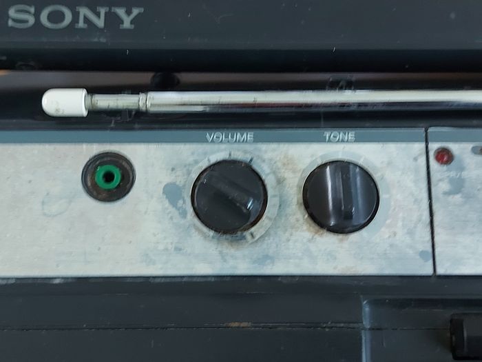 Sony Radio Cassette-corder, Model CFS-201L, wear and tear for its age, Radio works, tapes dont play