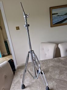 Cymbals stand
