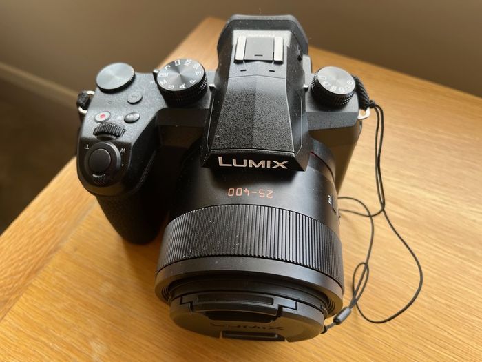 Panasonic Lumix DC-FZ1000 II