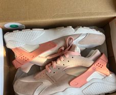 nike hurache UK 8