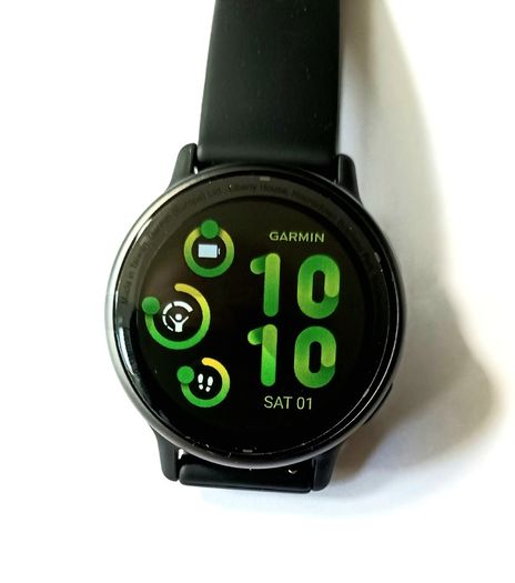Garmin Vivoactive 5 smart watch