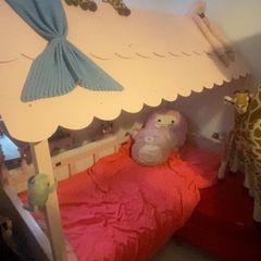 Molly Pink House Bed with a Scalloped Roof