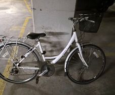 Jupiter Newport Ladies Hybrid City Bike  21-Speed Shimano