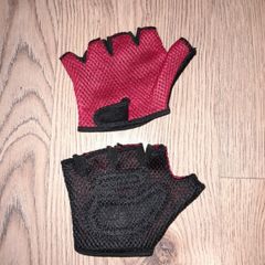 Cycling gloves