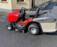 Snapper 22HP Ride on mower, 3 years old