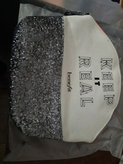 Benefit make up bag